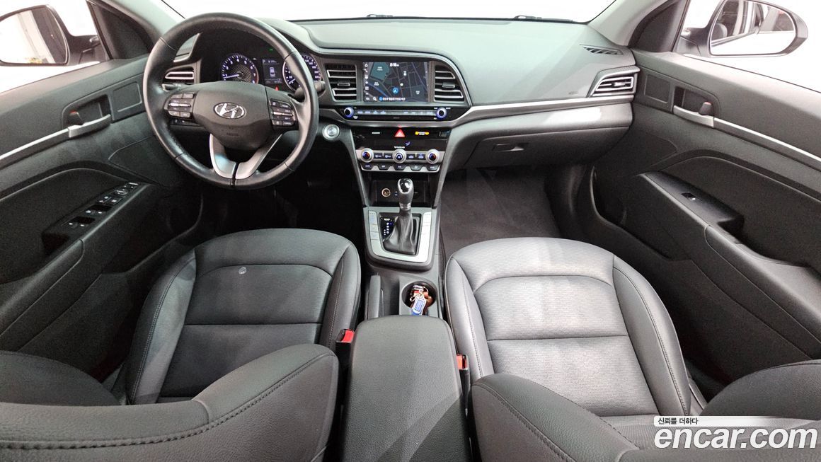 Hyundai AVANTE 2019