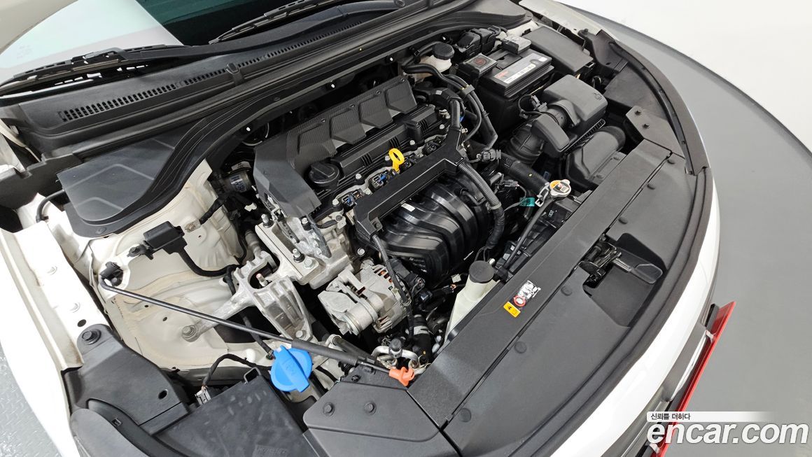 Hyundai AVANTE 2019