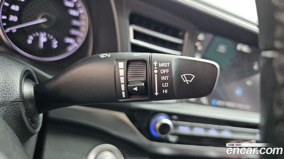 Hyundai AVANTE 2019