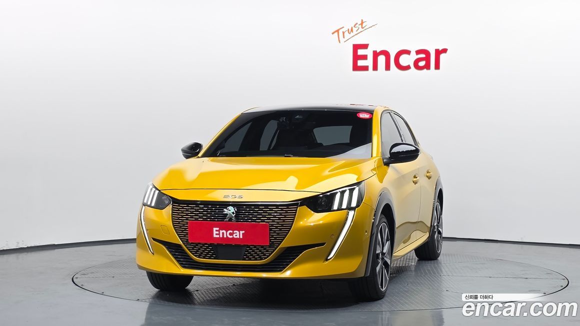 Peugeot 208 2021