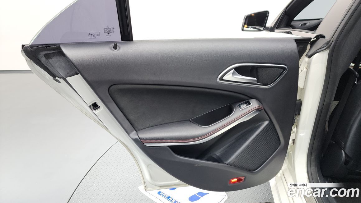 Mercedes-Benz CLA-Class 2017