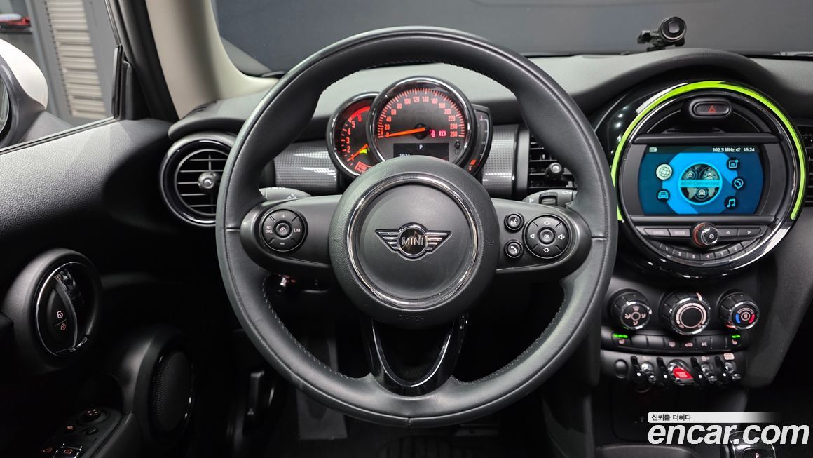 Mini Cooper 2019