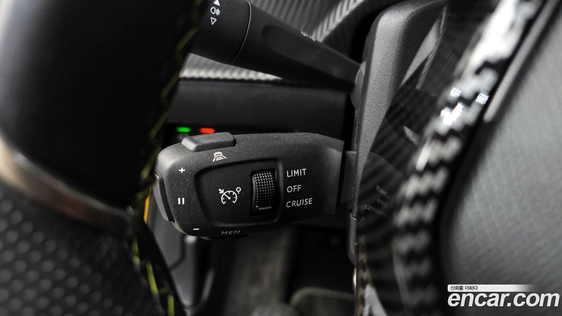 Peugeot 208 2021