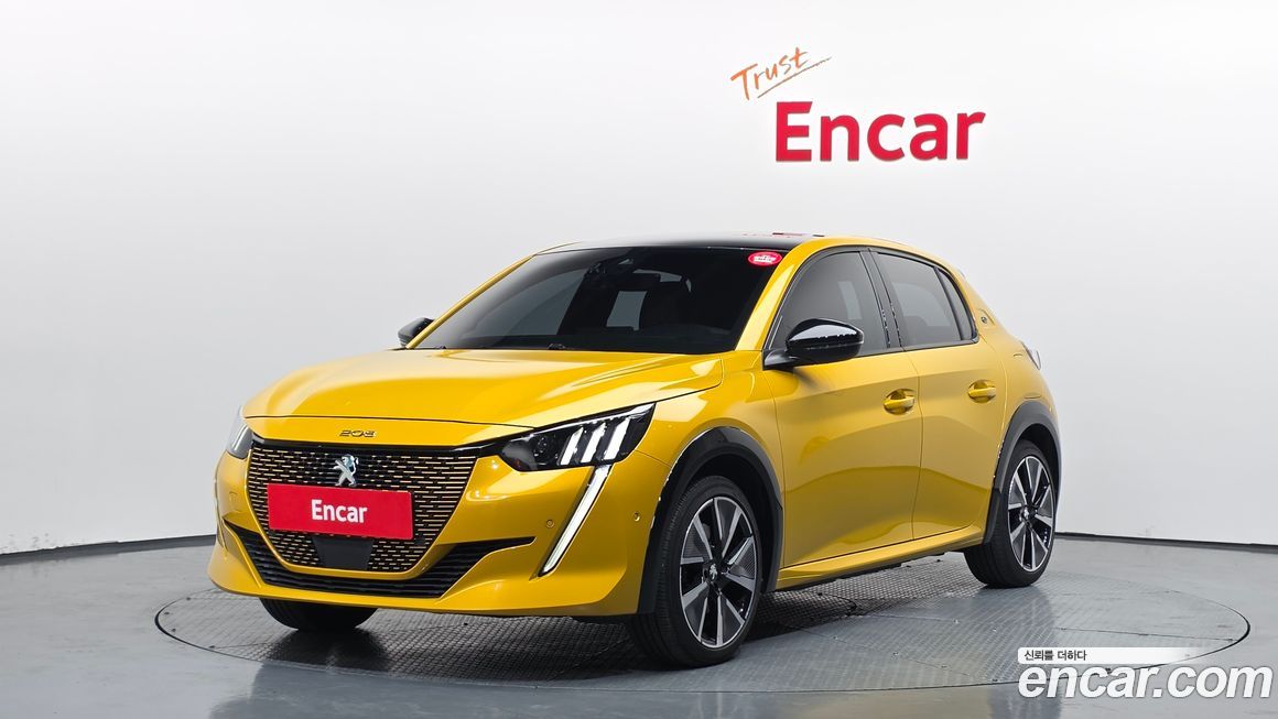 Peugeot 208 2021