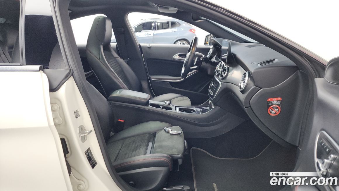 Mercedes-Benz CLA-Class 2017