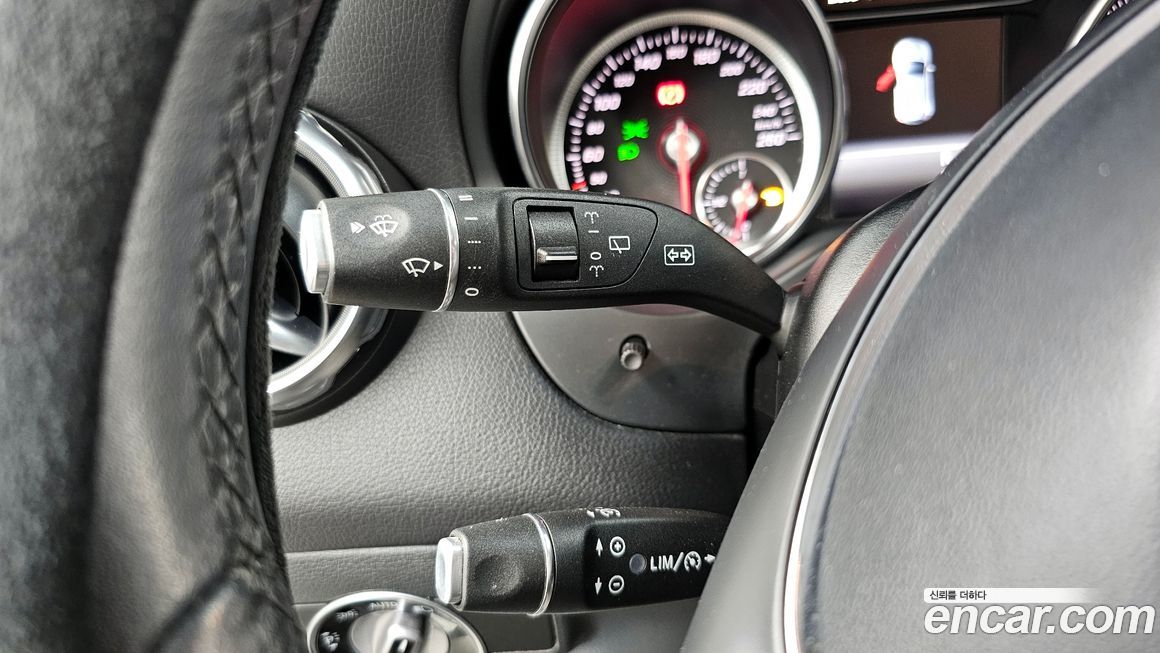 Mercedes-Benz GLA-Class 2018