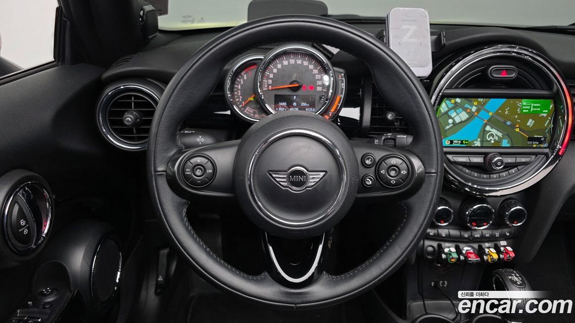 Mini Cooper Convertible 2018
