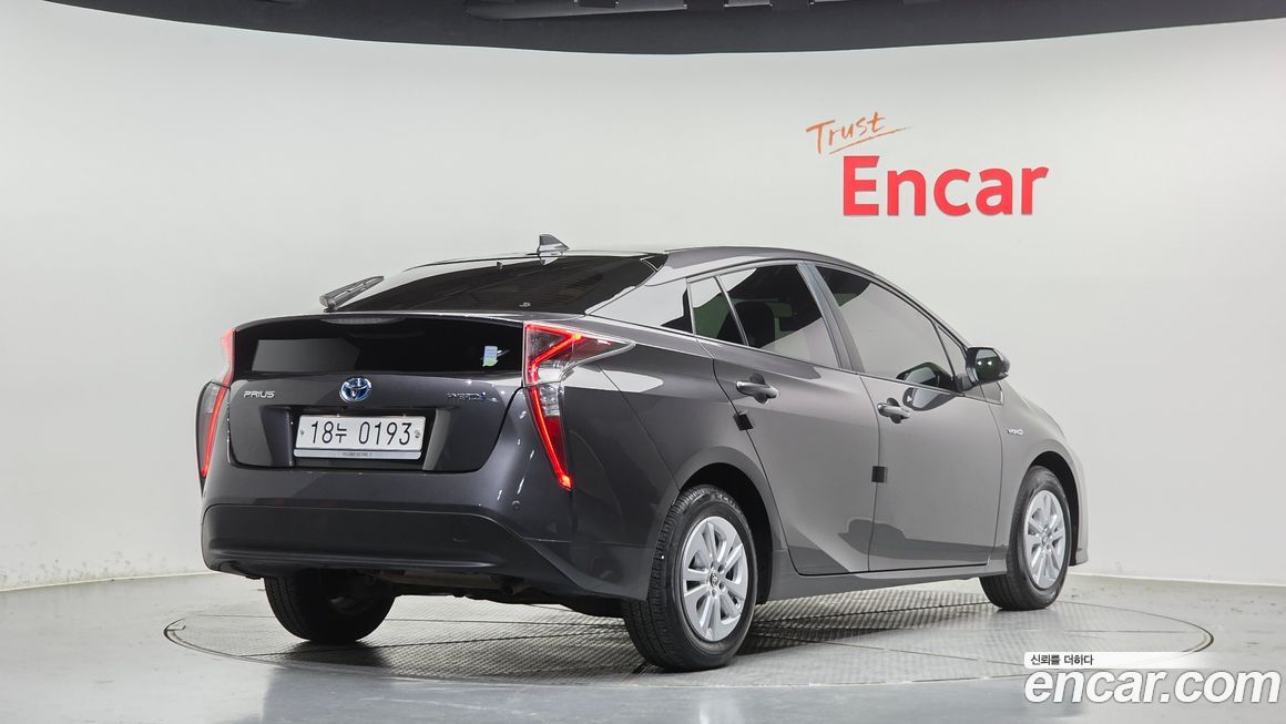 Toyota Prius 2017