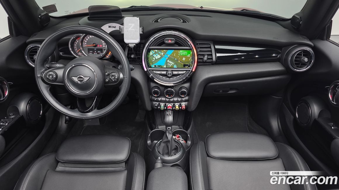 Mini Cooper Convertible 2018