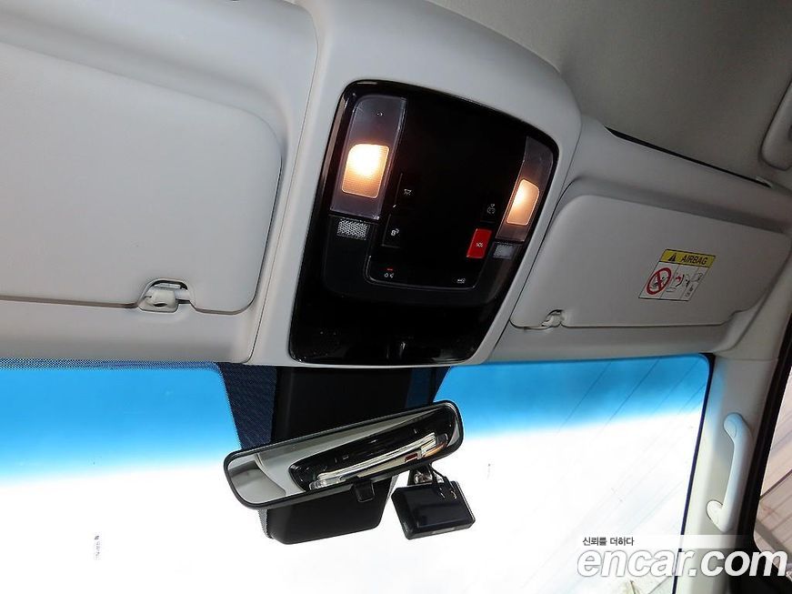 Hyundai Staria 2023