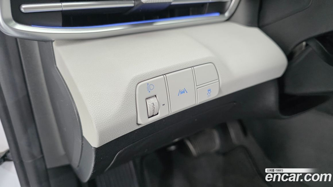 Hyundai AVANTE 2021