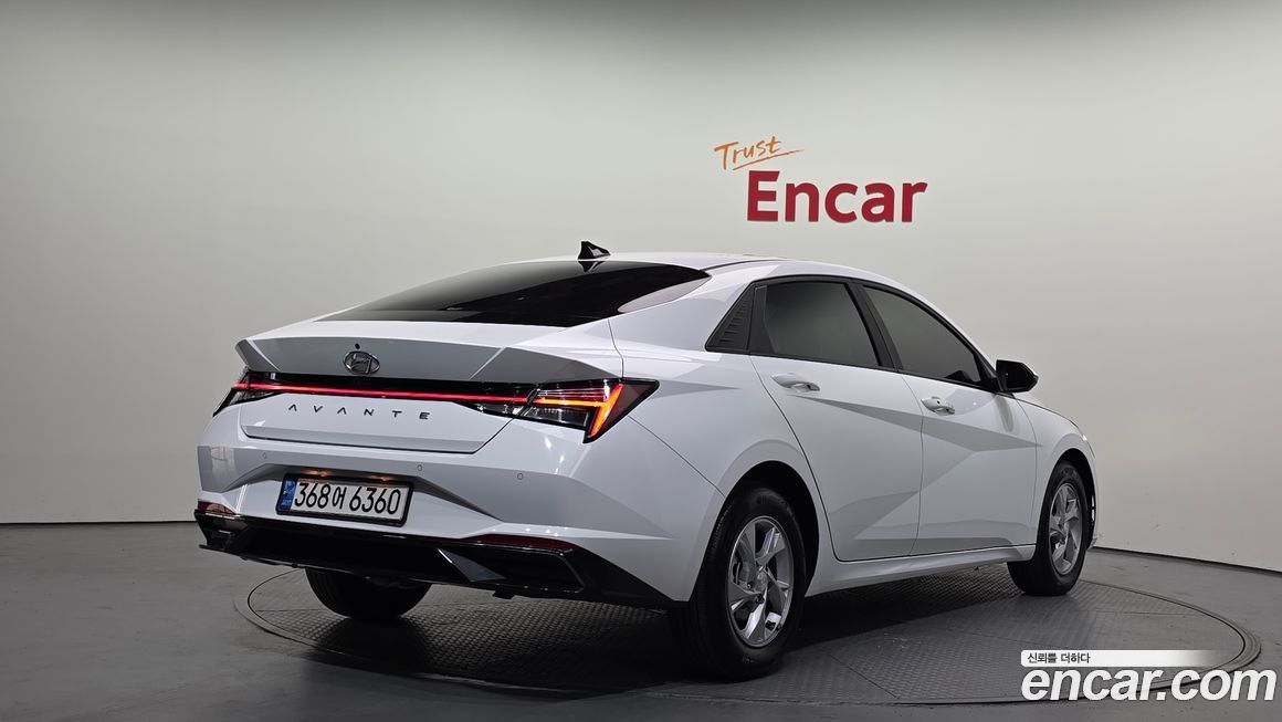Hyundai AVANTE 2021