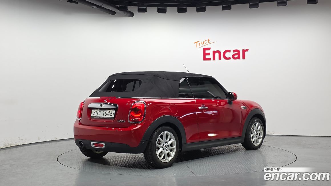 Mini Cooper Convertible 2018