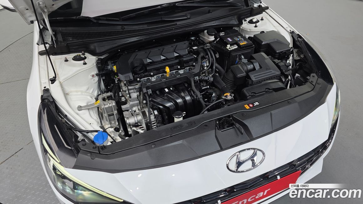 Hyundai AVANTE 2021