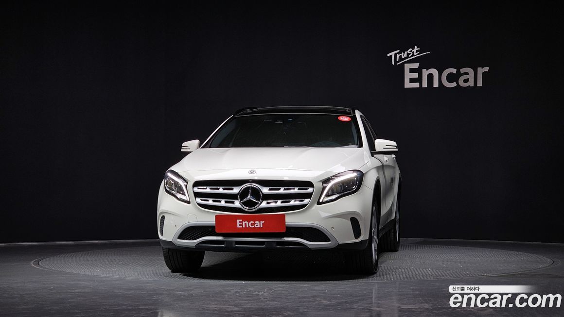 Mercedes-Benz GLA-Class 2018