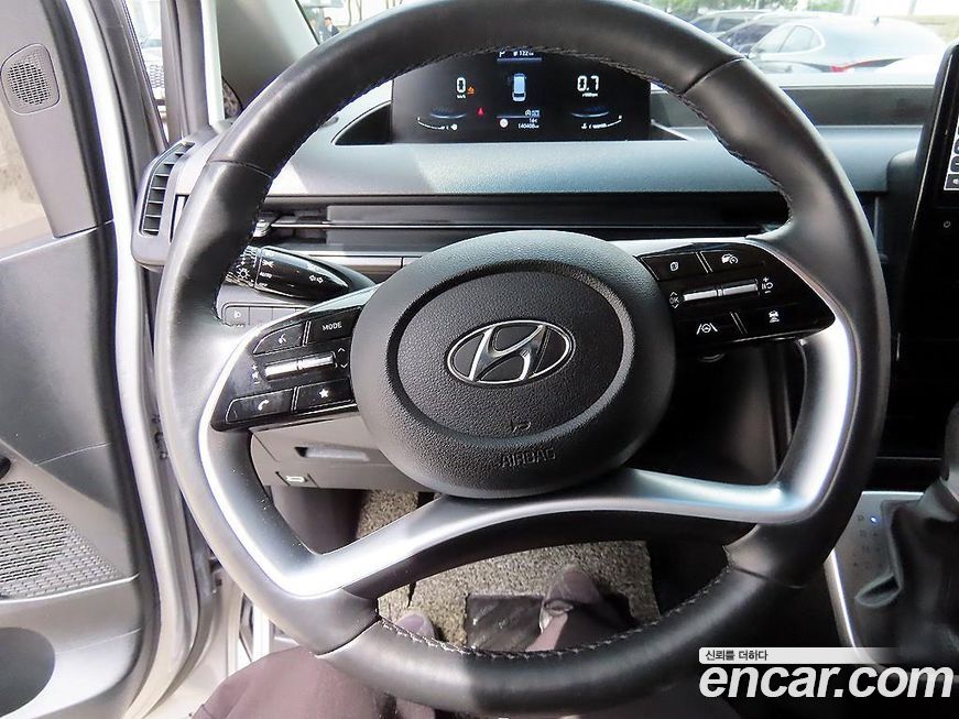 Hyundai Staria 2023