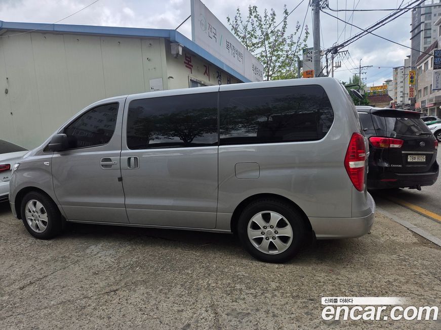 Hyundai Starex 2021