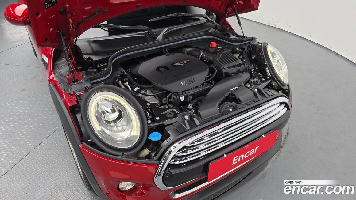 Mini Cooper Convertible 2018