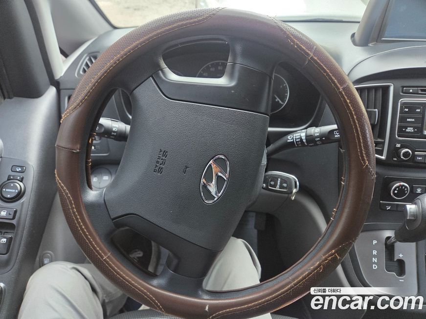 Hyundai Starex 2021