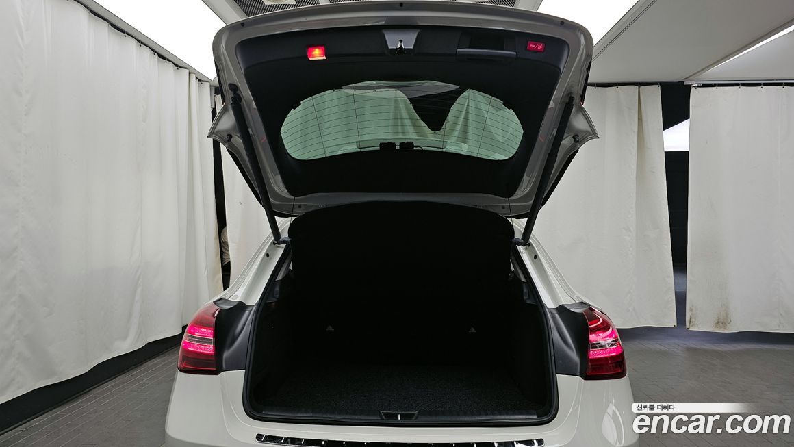 Mercedes-Benz GLA-Class 2018