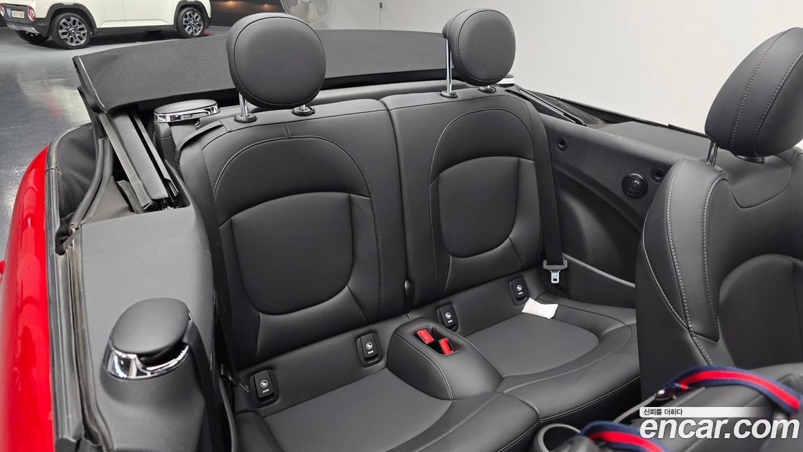 Mini Cooper Convertible 2018