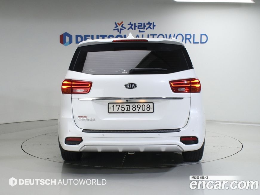 Kia Canival 2020