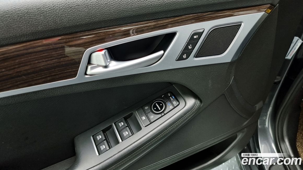 Genesis G80 2018