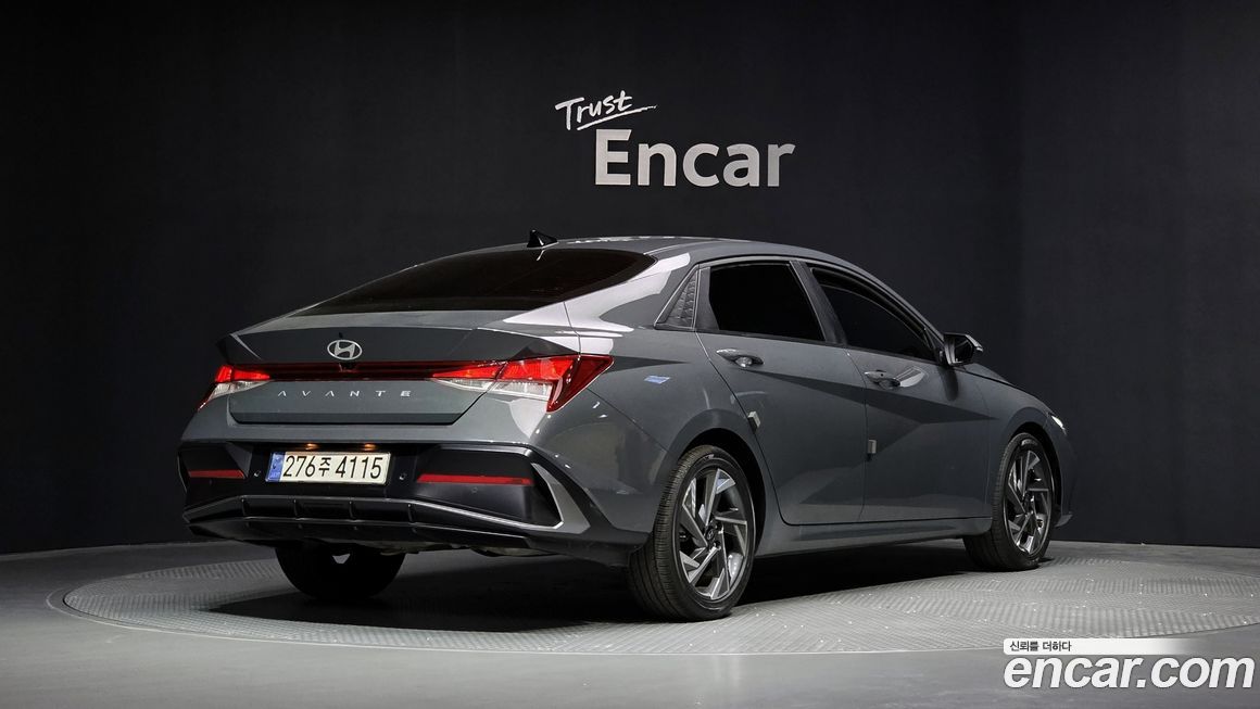 Hyundai AVANTE 2024