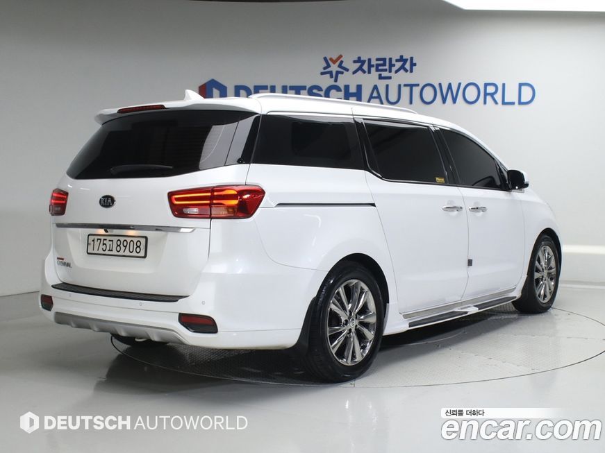 Kia Canival 2020