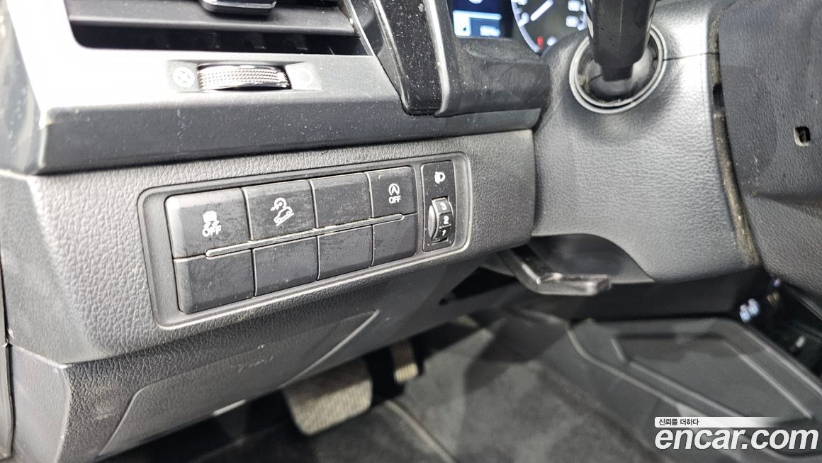 KG_Mobility_Ssangyong Rexton 2022