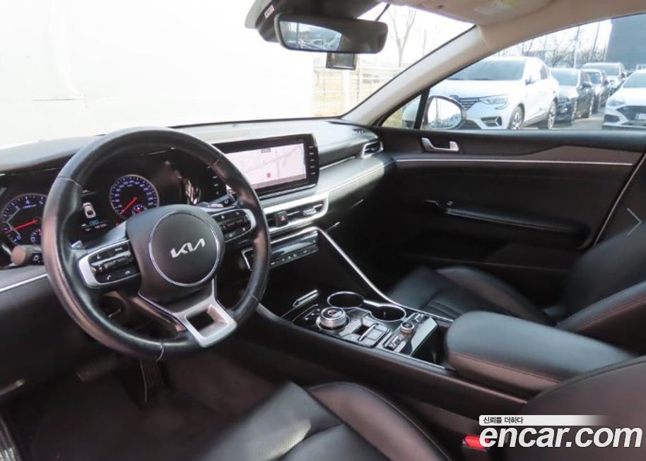 Kia K5 2023