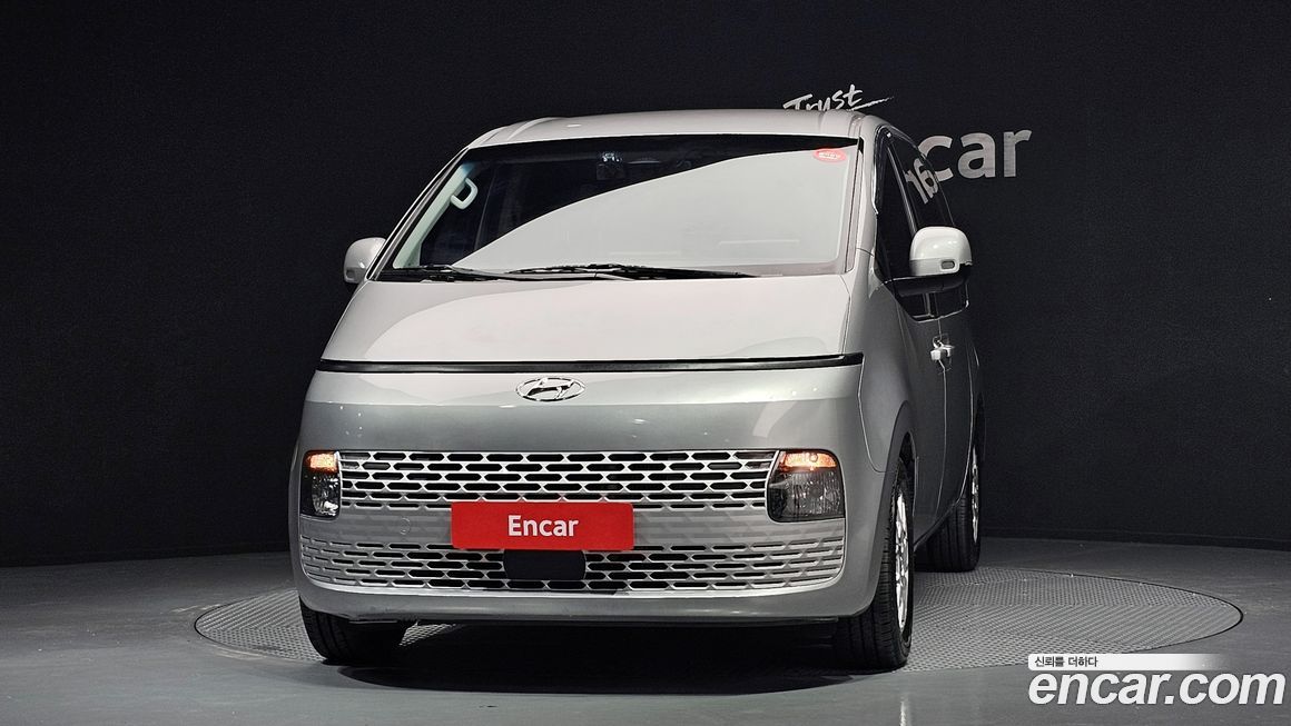 Hyundai Staria 2022