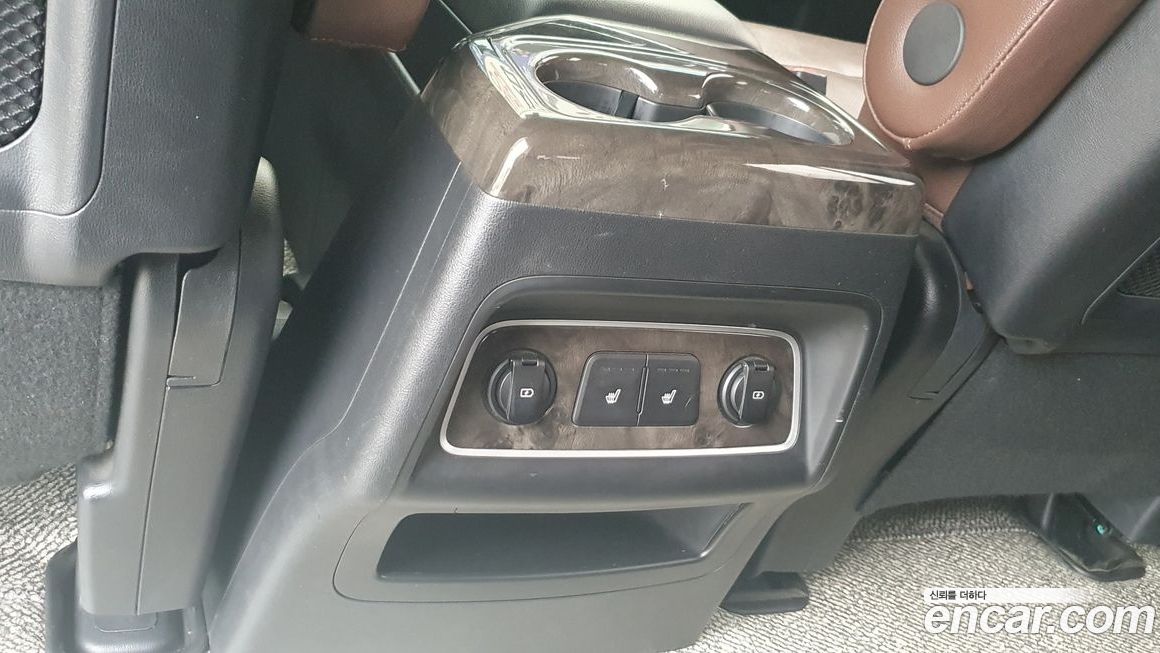 Hyundai Starex 2019