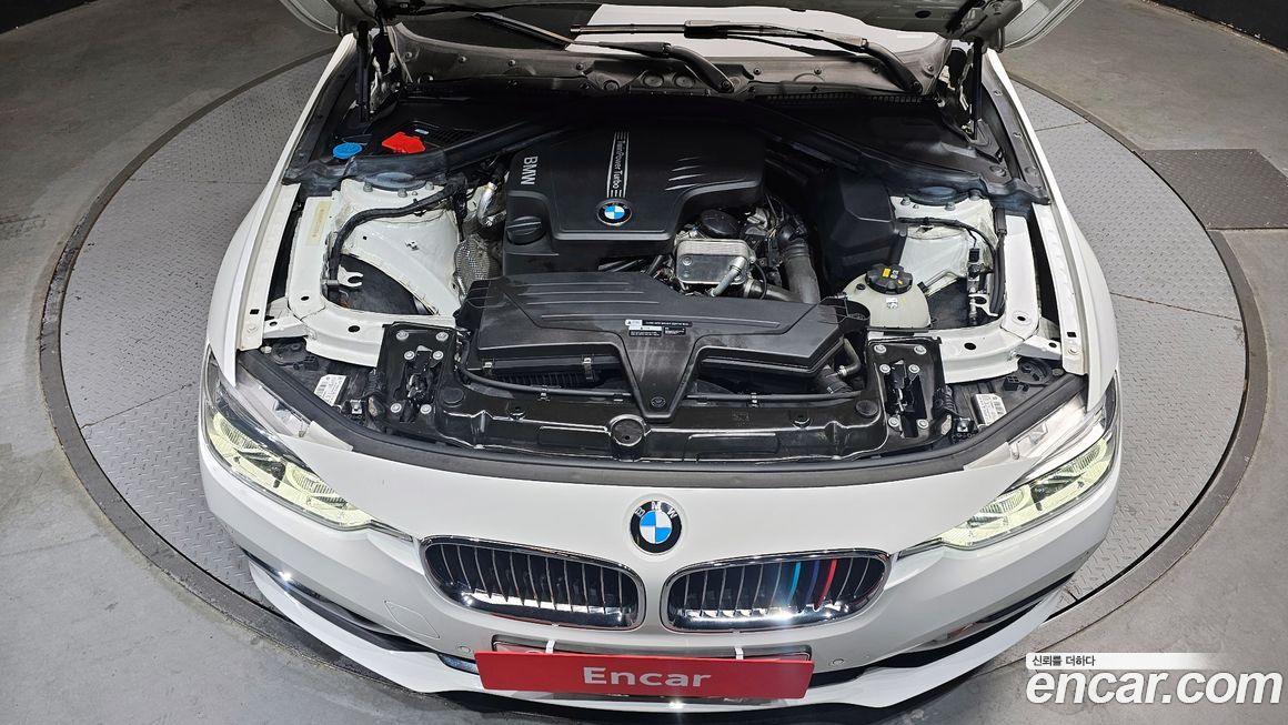 BMW 3-Series 2018