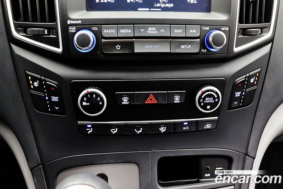 Hyundai Starex 2019