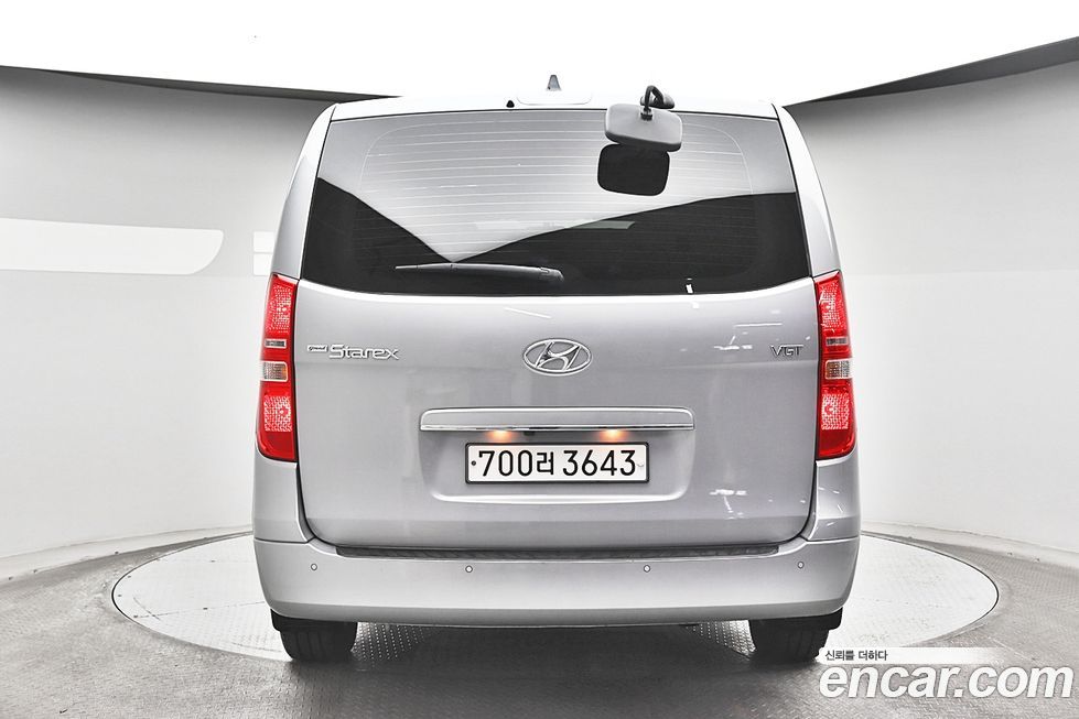 Hyundai Starex 2019