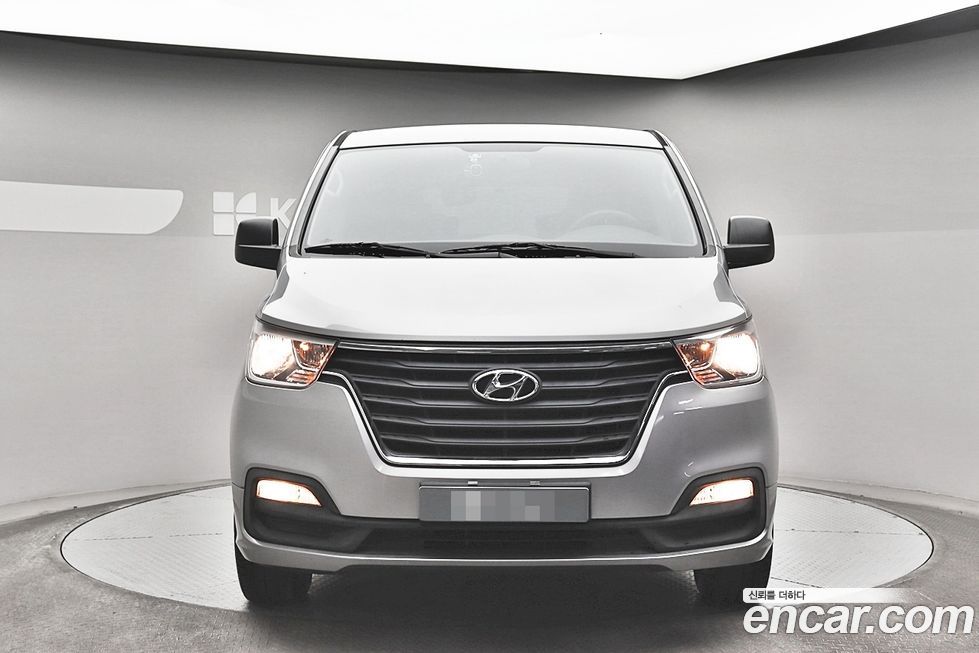 Hyundai Starex 2019