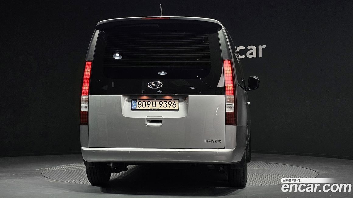 Hyundai Staria 2022