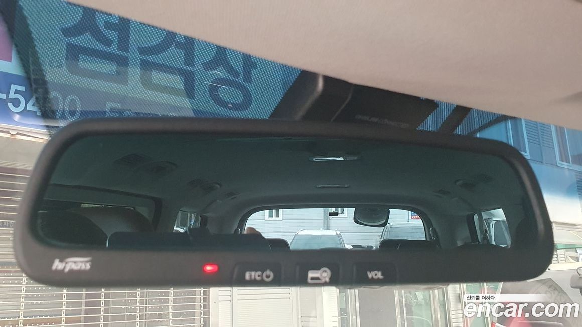 Hyundai Starex 2019