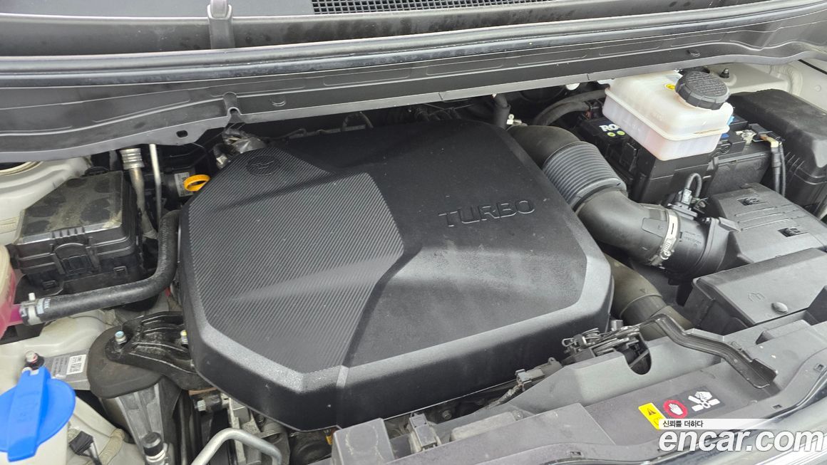 Hyundai Staria 2022