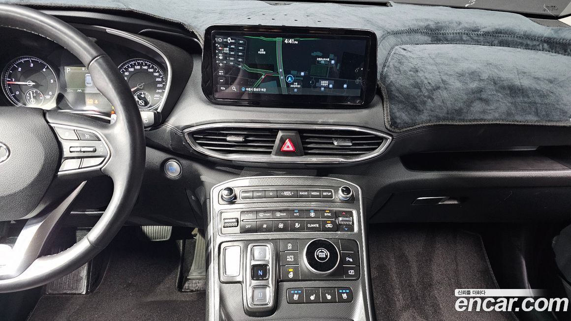 Hyundai Santafe 2022