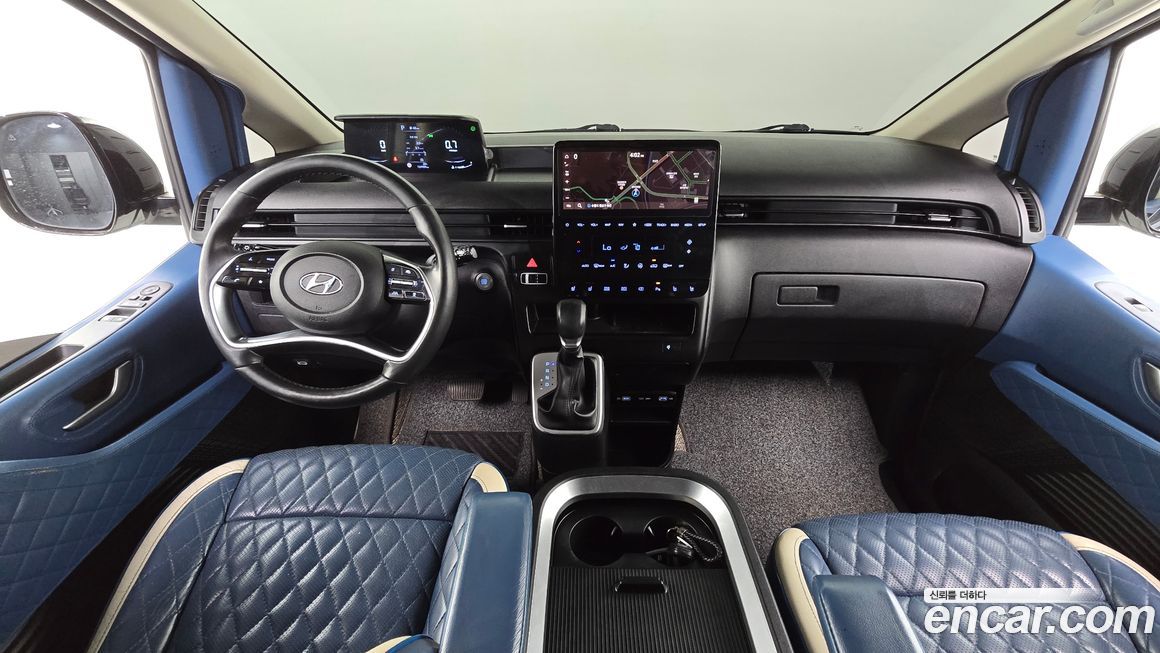Hyundai Staria 2022