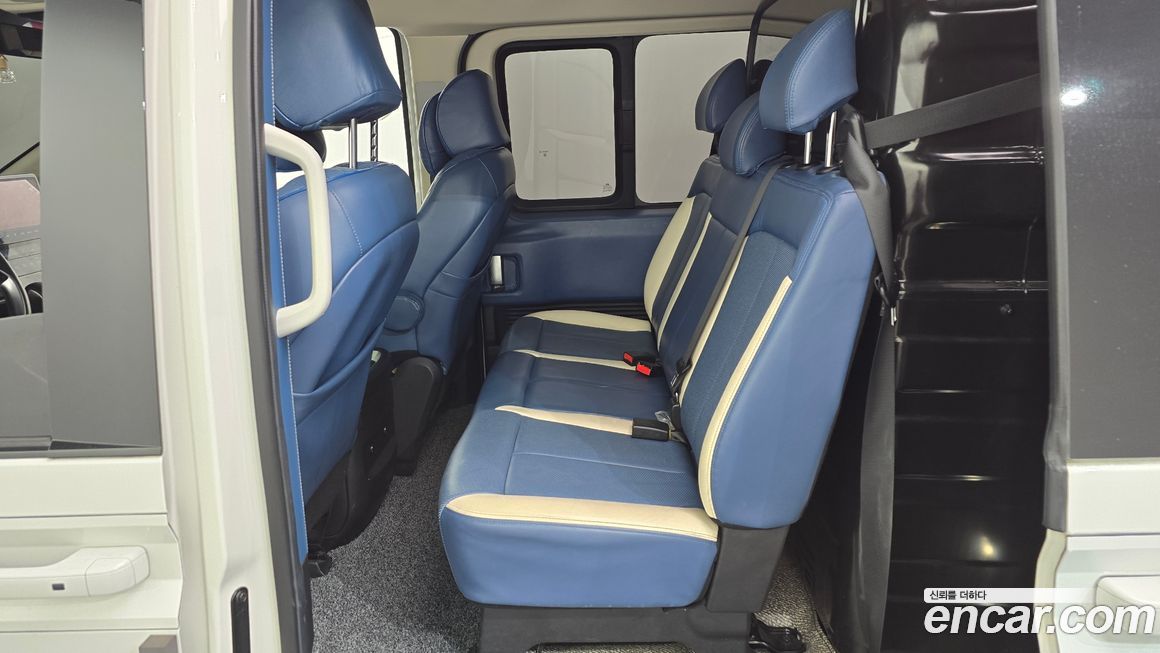 Hyundai Staria 2022