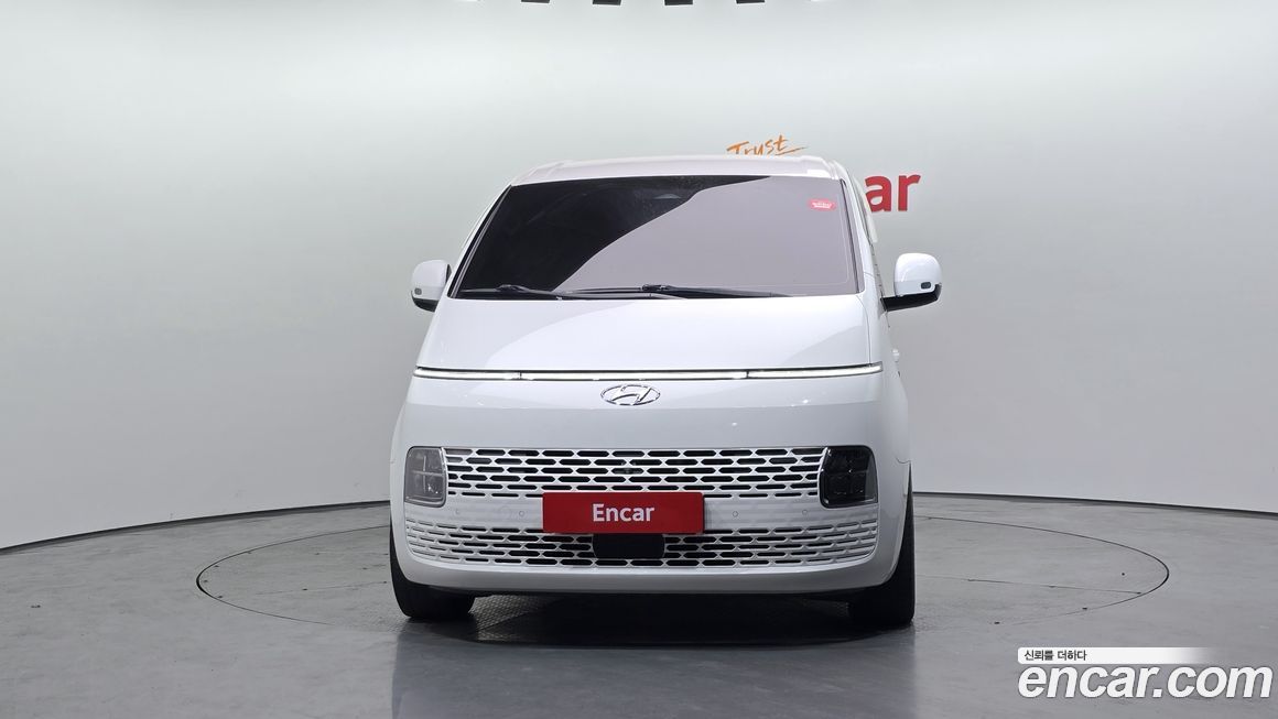 Hyundai Staria 2022