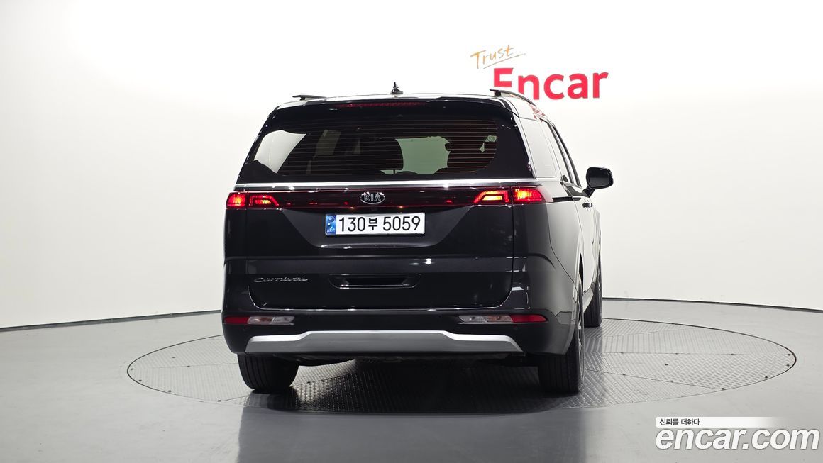 Kia Canival 2021