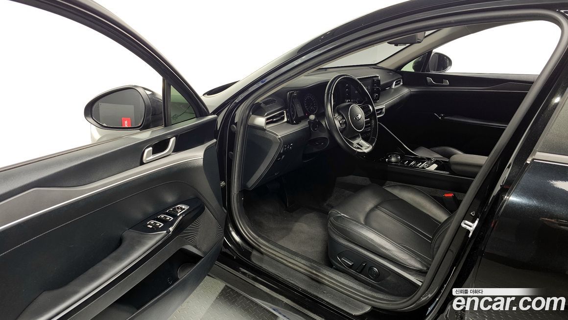 Kia K5 2021