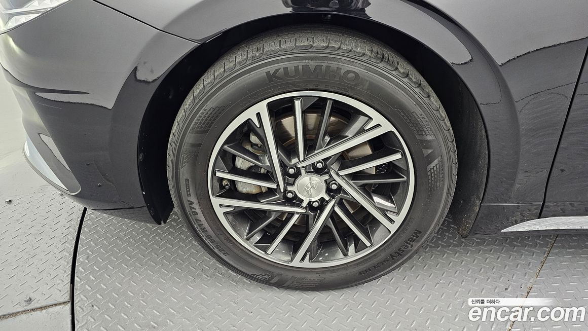 Hyundai Grandeur 2021