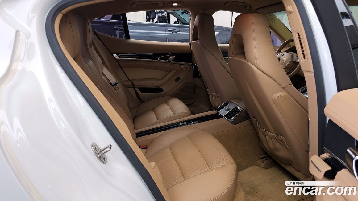Porsche Panamera 2014