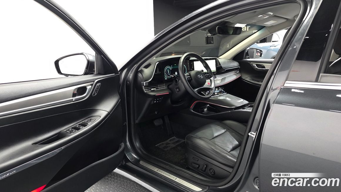 Hyundai Grandeur 2021