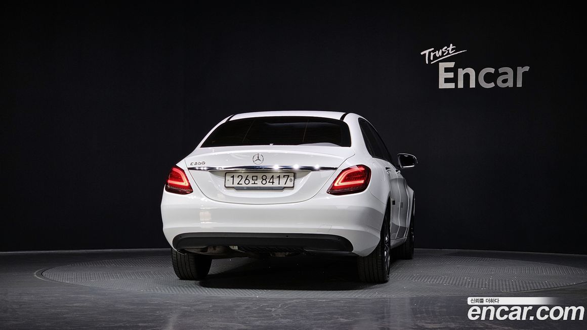 Mercedes-Benz C-Class 2020